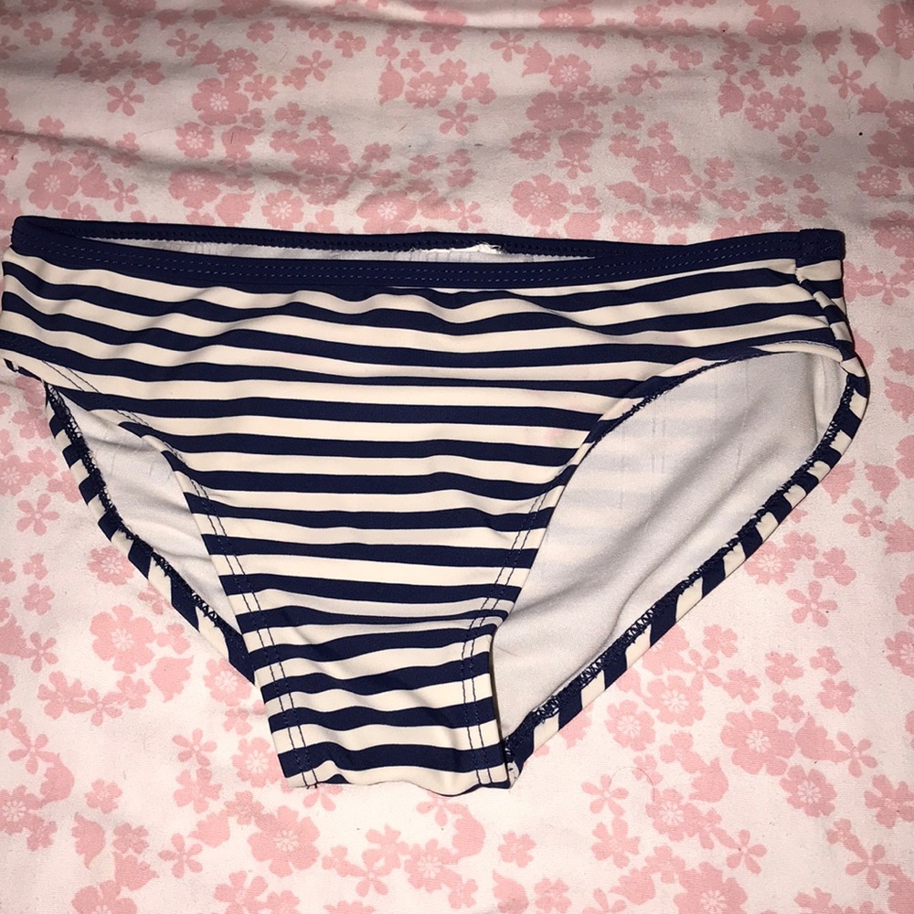 Bathing suit bottoms
